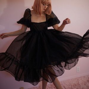 NWT Selkie Caviar Polka Dot French Puff dress XS